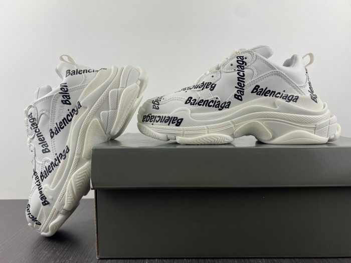 Ba*len*cia*ga triple s sneaker 8000041