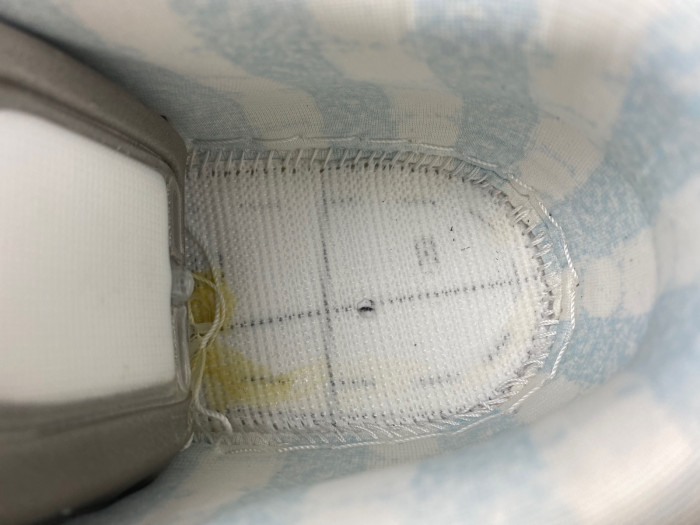 nike sb dunk low white lobster fd8776-100