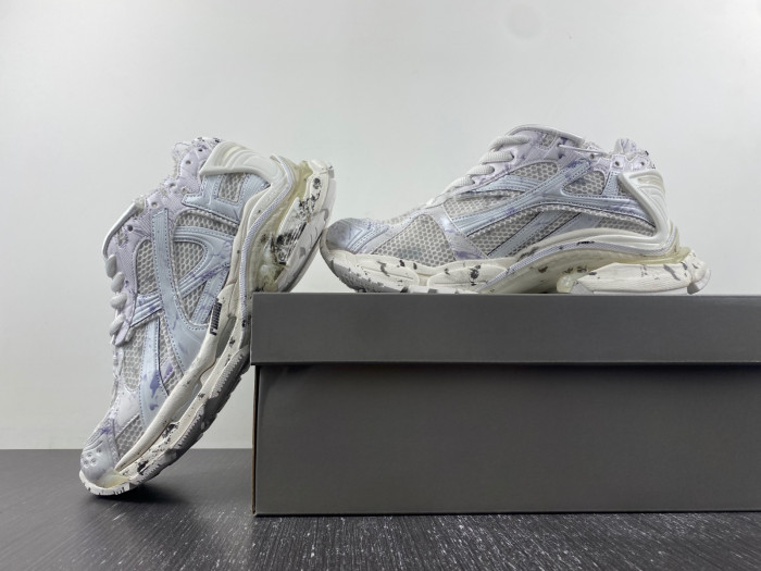 Ba*len*cia*ga runner sneaker