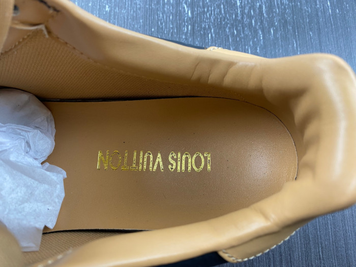 lv snekaers l0000100