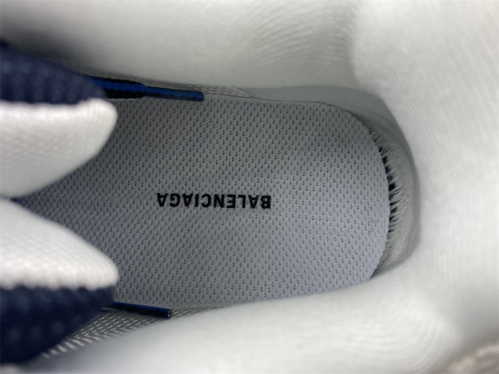 Ba*len*cia*ga track 8000016