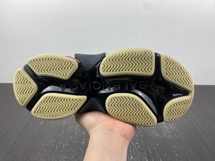 Ba*len*cia*ga triple s sneaker 80000107