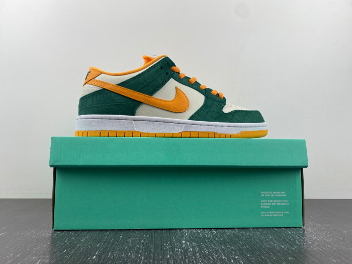 nike sb dunk low legion pine kumquat 304292-383