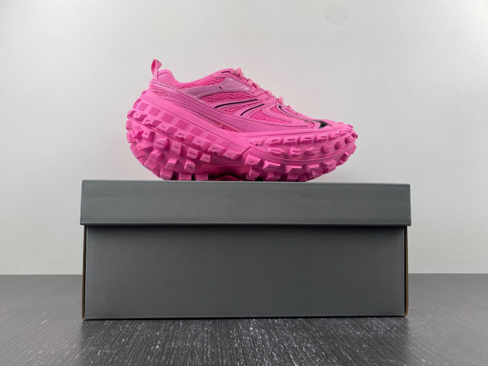 Ba*len*cia*ga defender sneaker