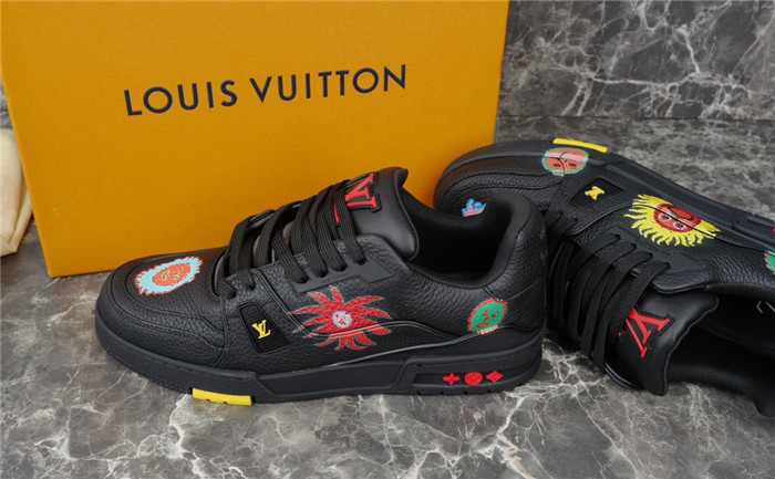 lv snekaers l0000328
