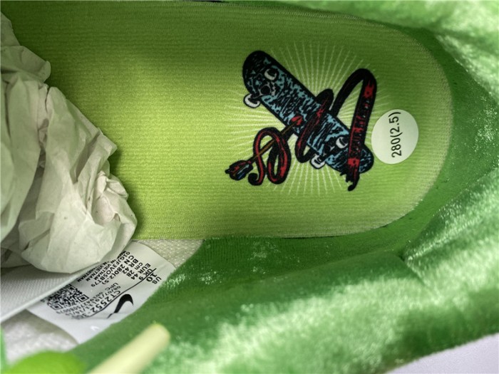 nike dunk sb low strangelove green ct2552-300