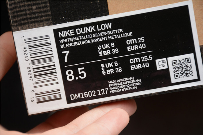 dunk low “01 of 50” dm1602-127