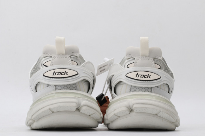 Ba*len*cia*ga track 8000081