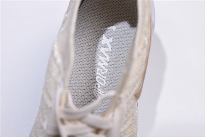 nike air vapormax flyknit 2.0 light cream 942843-201