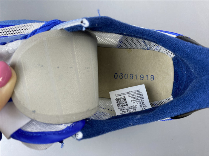 nike ld waffle sacai white blue lake bv2552-401