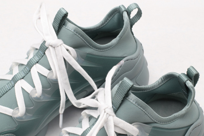 dio* sneakers t0000-018