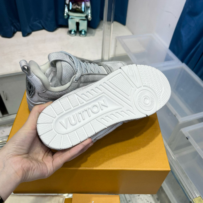 lv skate snekaers l0000217