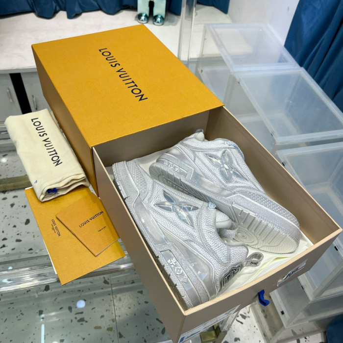 lv skate snekaers l0000217