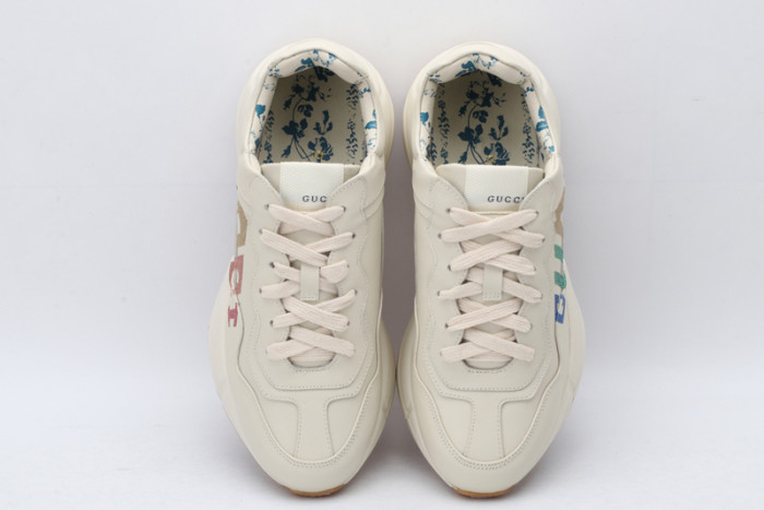 G*u*i* rhyton sneaker