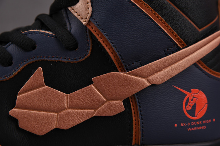 gundam x nike sb dunk high "banshee" dh7717-400