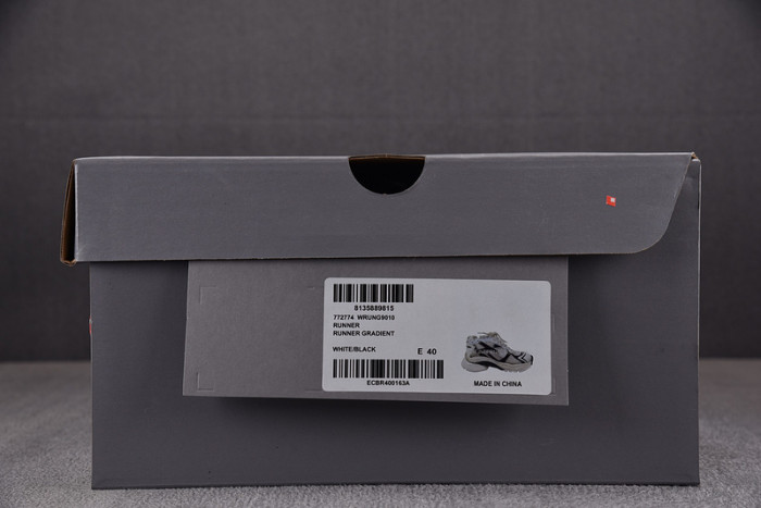 Ba*len*cia*ga runner sneaker wrung-9010