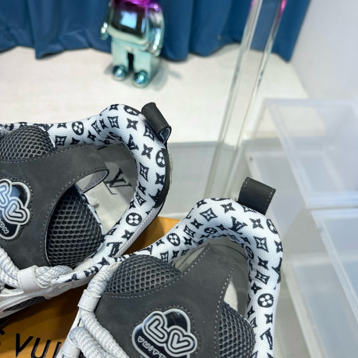 lv skate snekaers l0000251