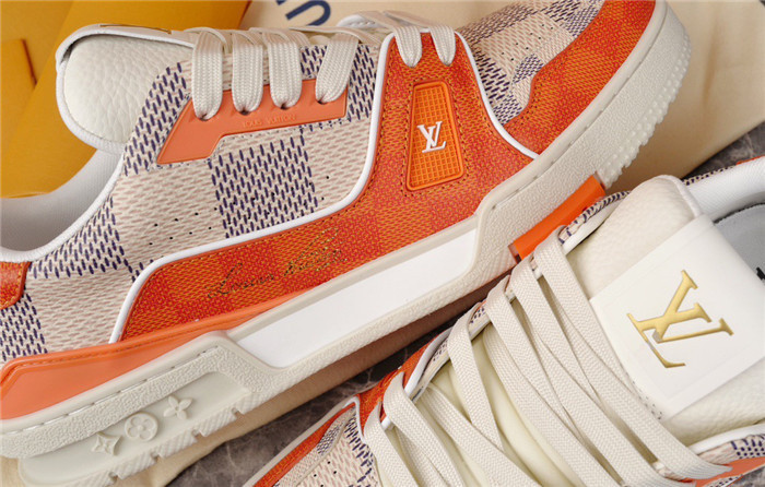 lv snekaers l0000322