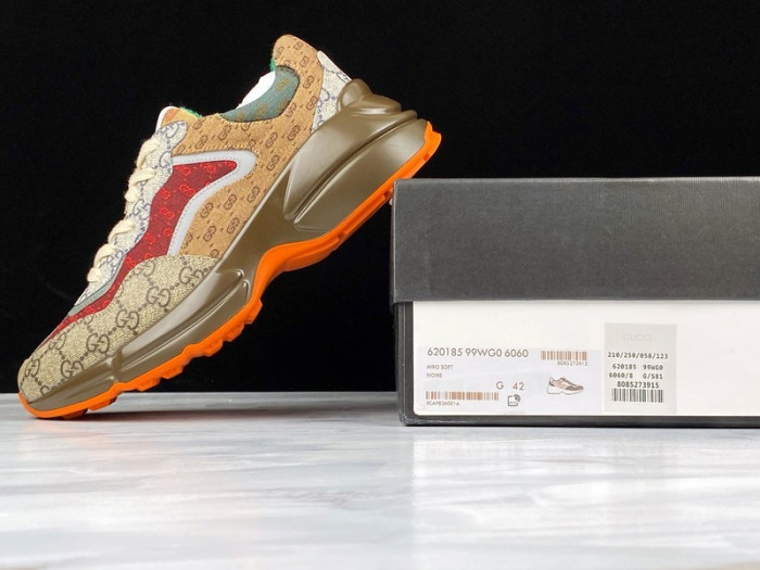 G*u*i* rhyton sneaker