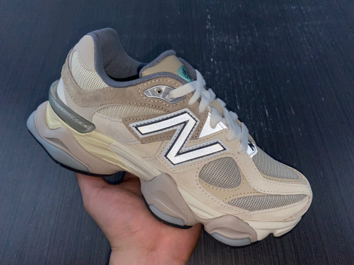 Bape x New Balance 2002R M2002RHO DFY15