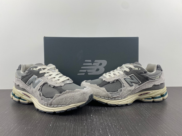Bape x New Balance 2002R M2002RHO DFY10