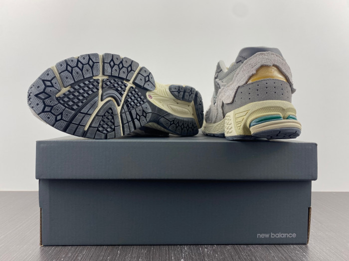 Bape x New Balance 2002R M2002RHO DFY10