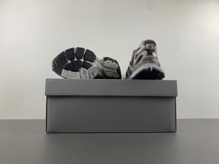 Ba1en*iaga runner sneaker w3rxp-2000