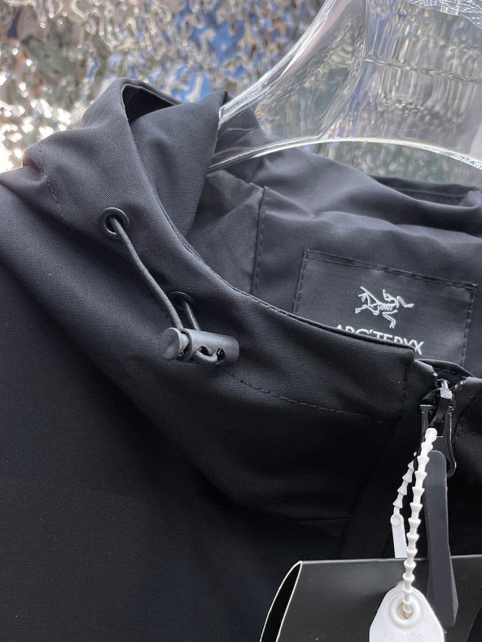 ARCTERYX JACKET AX09