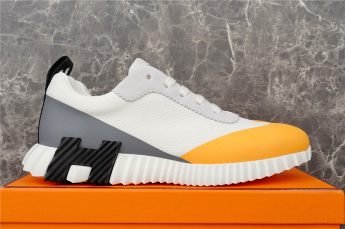 H**me5 snekaers hm023