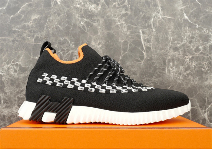 H**me5 snekaers hm015