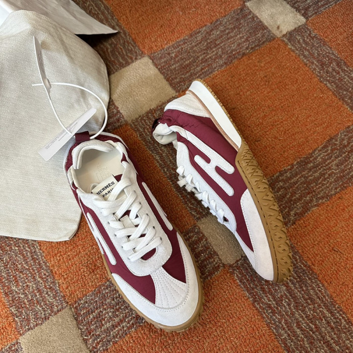 H**me5 snekaers hm038