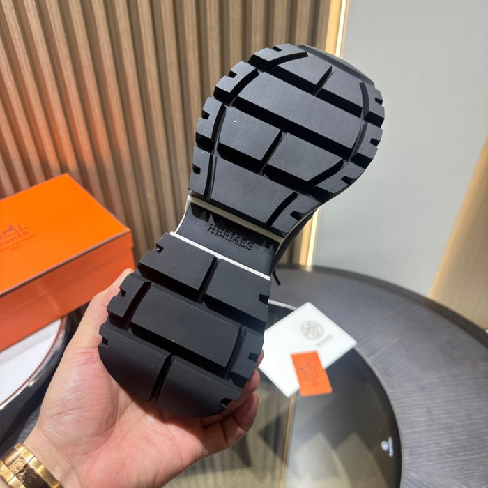 H**me5 snekaers hm047