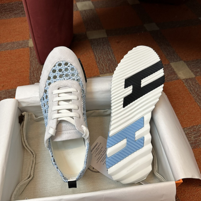 H**me5 snekaers hm019