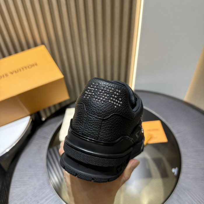 LV snekaers L0000433