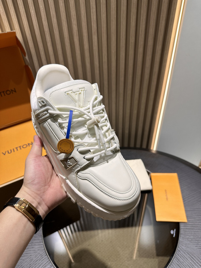LV snekaers L0000405
