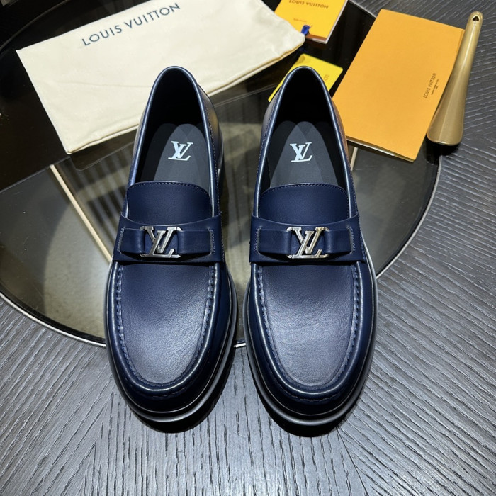 LV LOAFERS L0000745
