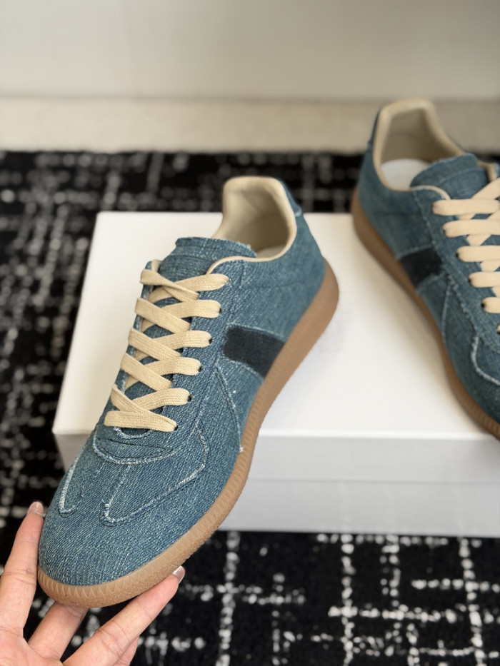 Ma1s0n Marg*e1a CALFSKIN S57WS0390
