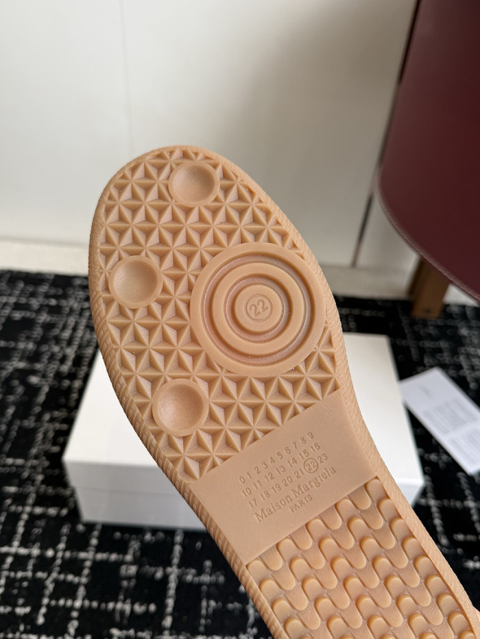 Ma1s0n Marg*e1a CALFSKIN S57WS0390