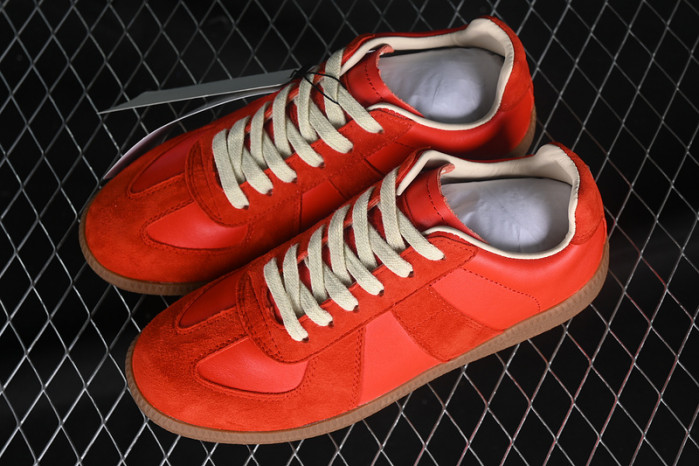 ma1s0n Marg*e1a calfskin red s58ws0107