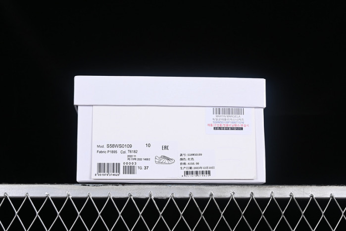 ma1s0n Marg*e1a calfskin red s58ws0107