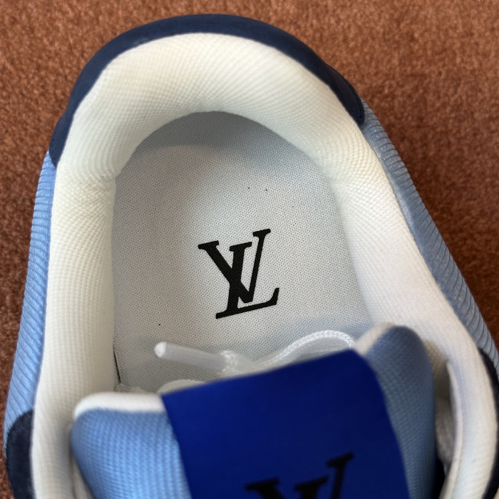 LV snekaers L0000809
