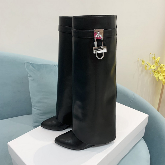 Givenchy Boots 660005