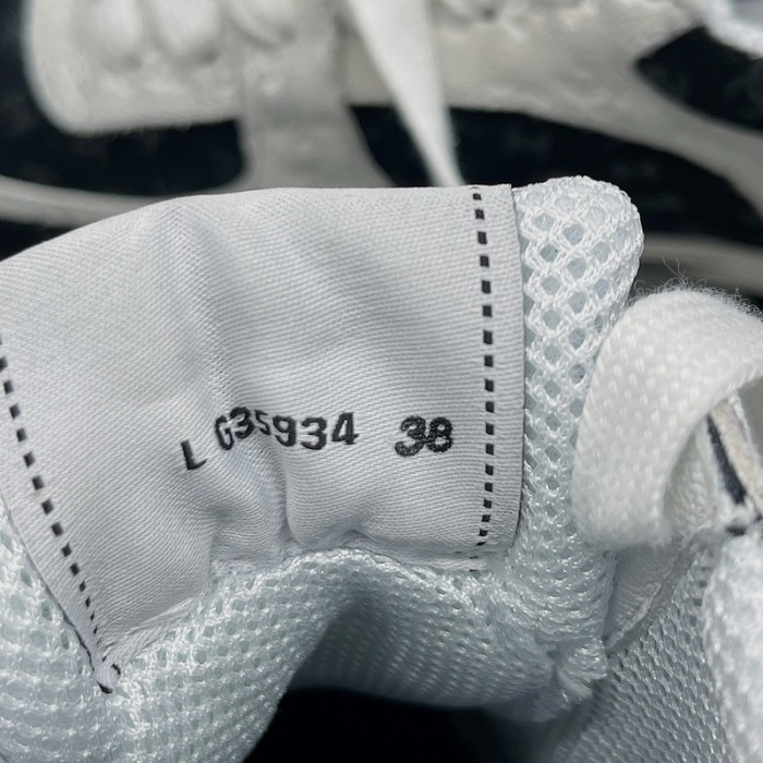 Chane* snekaers C000016