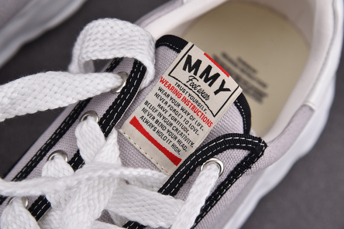 Ma*s*n mihara yasuhiro sneaker mmys42