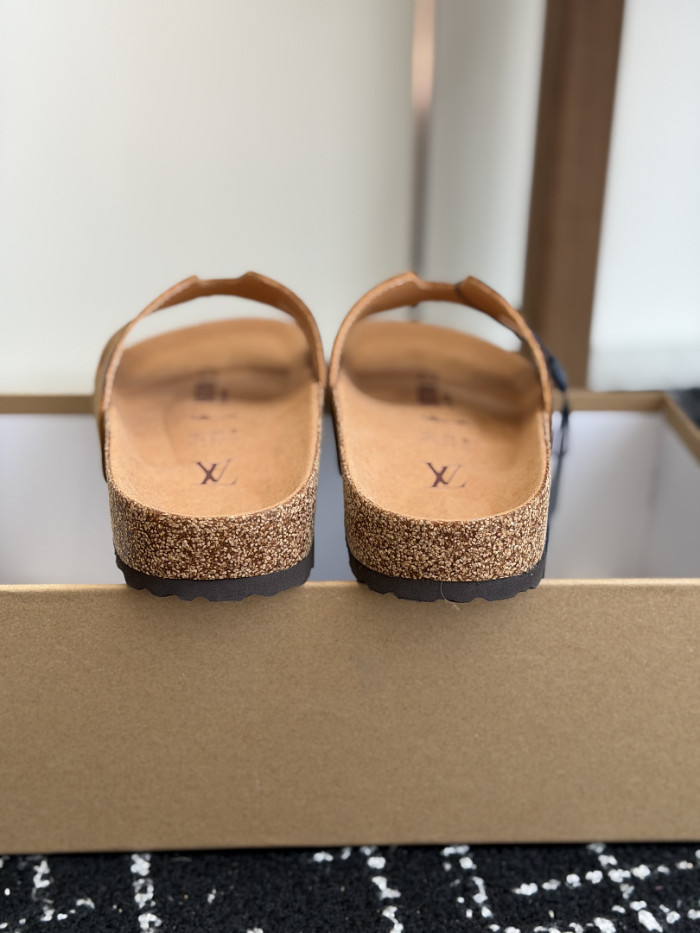 L&V sandal 262