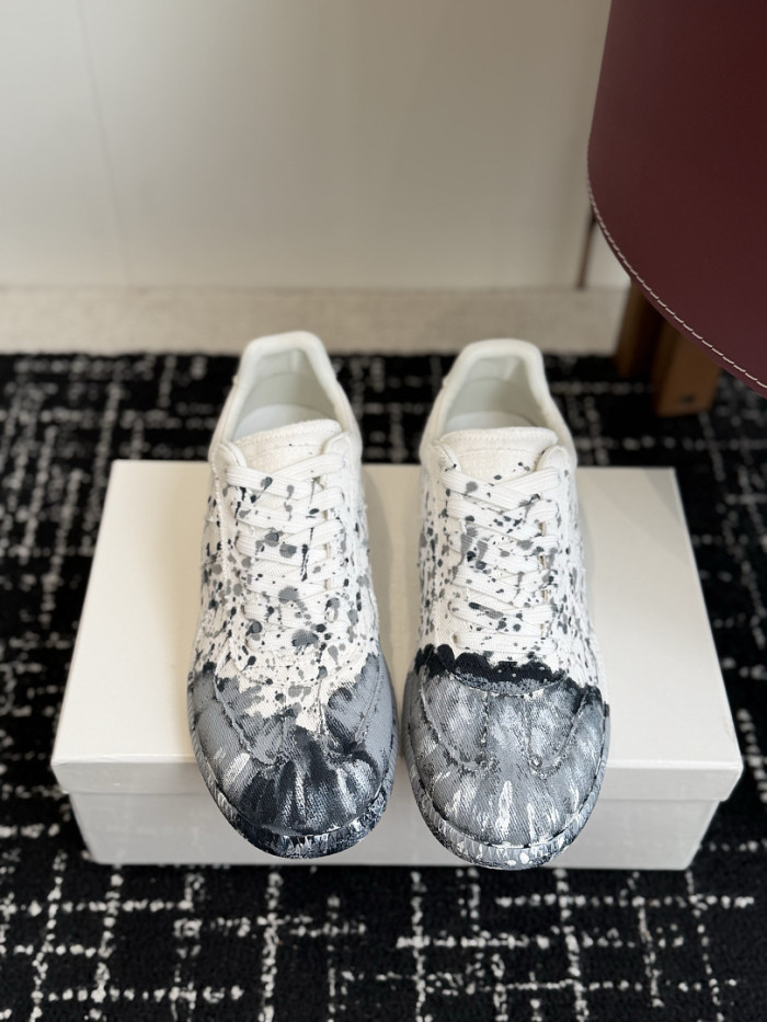 Ma1s0n Marg*e1a CALFSKIN S57WS0426