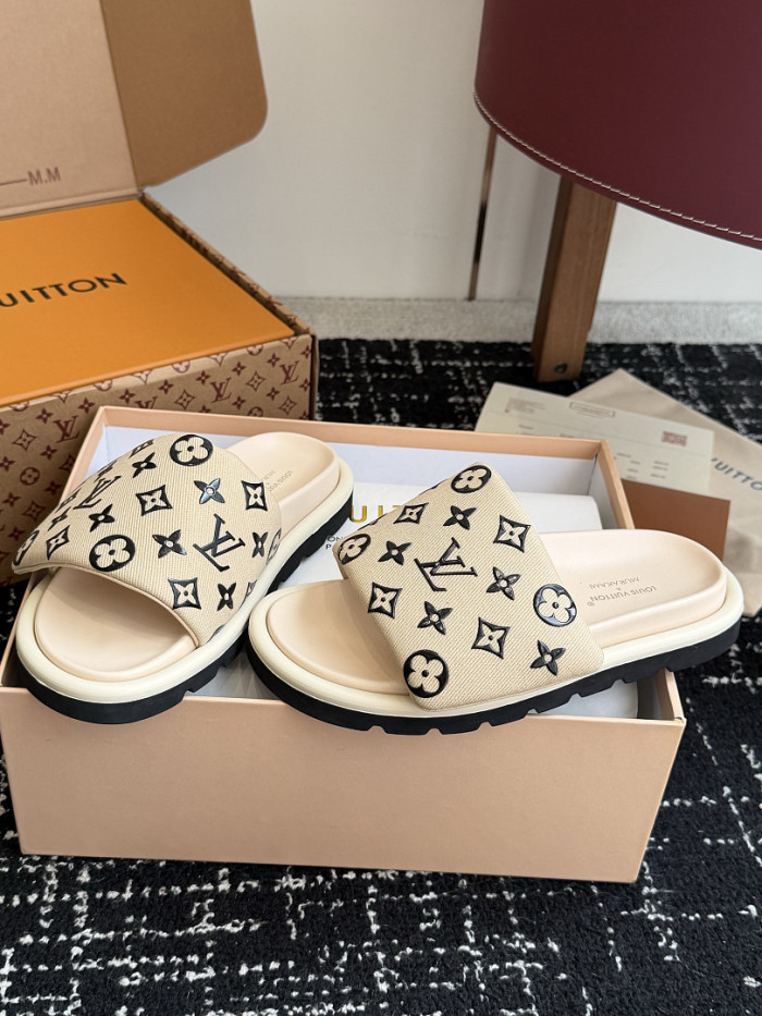 L&V sandal 266