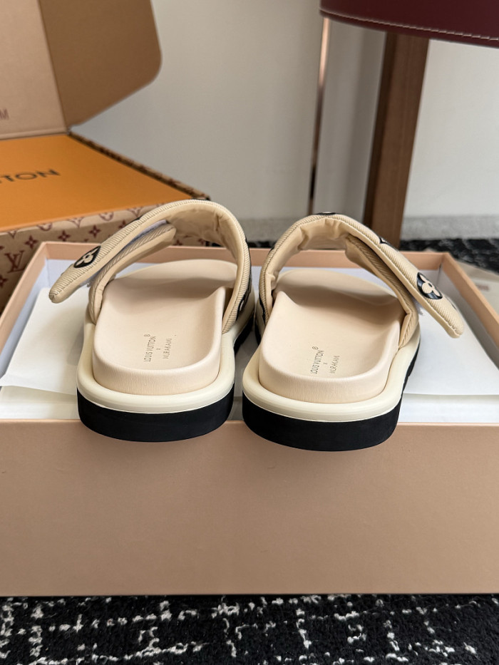 L&V sandal 266