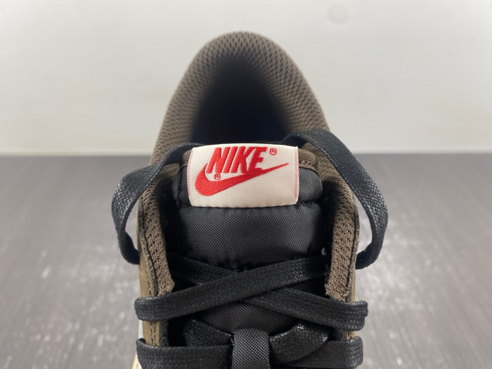 TRAVIS SCOTT X AIR JORDAN 1 LOW “MOCHA” KIDS CQ4277-001