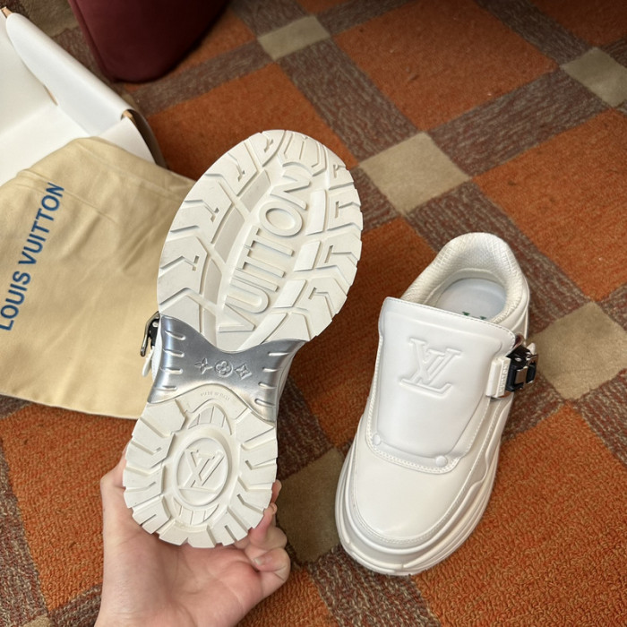 LV snekaers L0000427